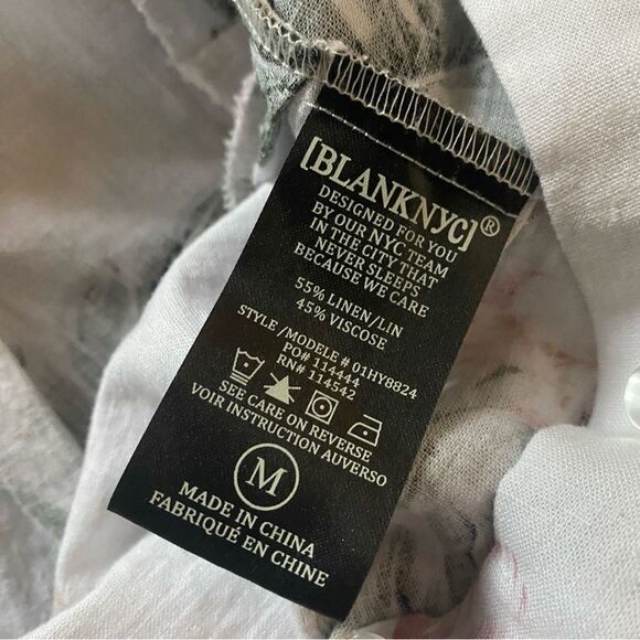 Blank NYC Garden Party Romper Vacation Floral Button Front Linen Viscose - Picture 11 of 12